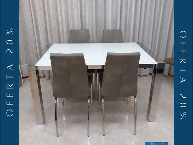 Conjunto mesa Malta y 4 sillas Mia.